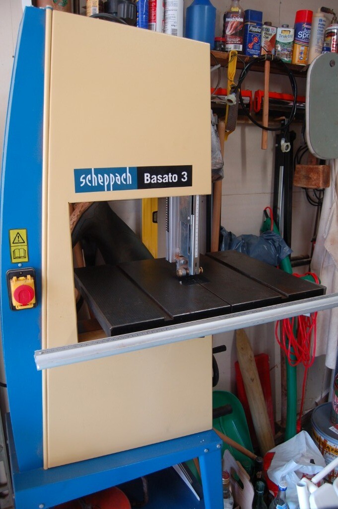 Little used band saw with spare saws in Blaby, Leicestershire Gumtree