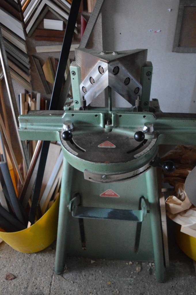 Picture framing equipment All you need to start a picture framing