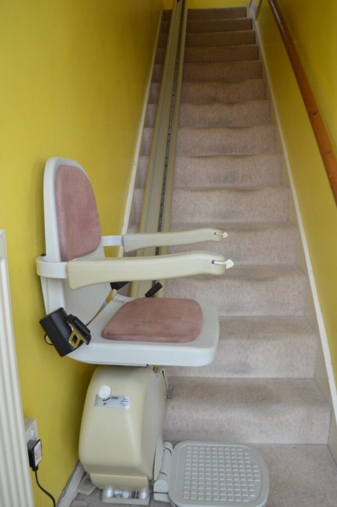 Acorn Superglide 120 Stairlift in Stockwood, Bristol Gumtree