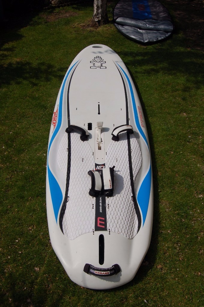 WINDSURF STARBOARD RIO MEDIUM SPORT BOARD in Chichester, West Sussex