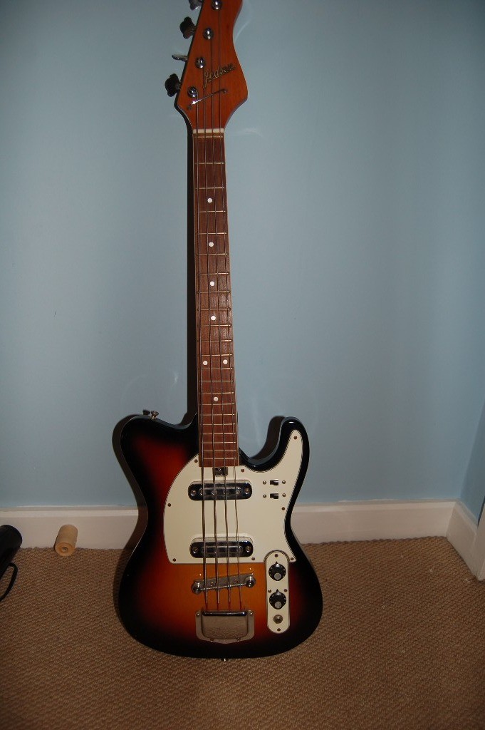 3/4 Jedson Bass Guitar + Amp + Bag in Taunton, Somerset Gumtree