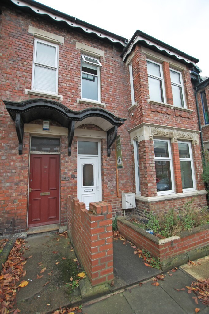4 BED HOUSE AVAILABLE TO RENT IN NEWCASTLE UPON TYNE. NO DEPOSITS in