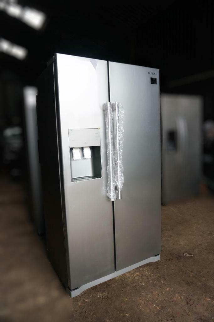 New Ex Display Kenwood American style fridge freezer with water and ice