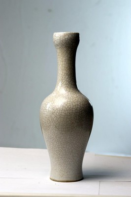 Antique Chinese porcelain  Vase Kangxi Crackle Ge GU Guan