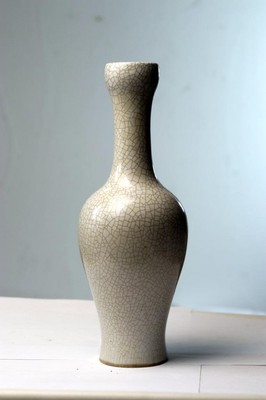 Antique Chinese porcelain  Vase Kangxi Crackle Ge GU Guan