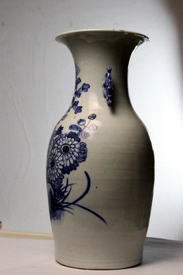 Antique Chinese Blue and White Vase with Bird Qing