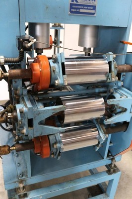 Killion Davis Standard Model: 3 Roll 8