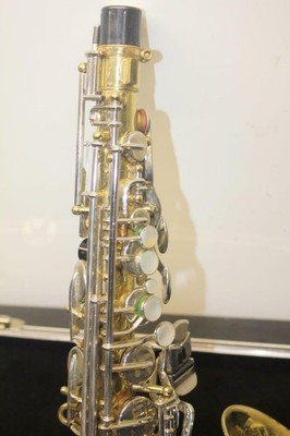 SELMER BUNDY II ALTO SAXOPHONE WITH CASE