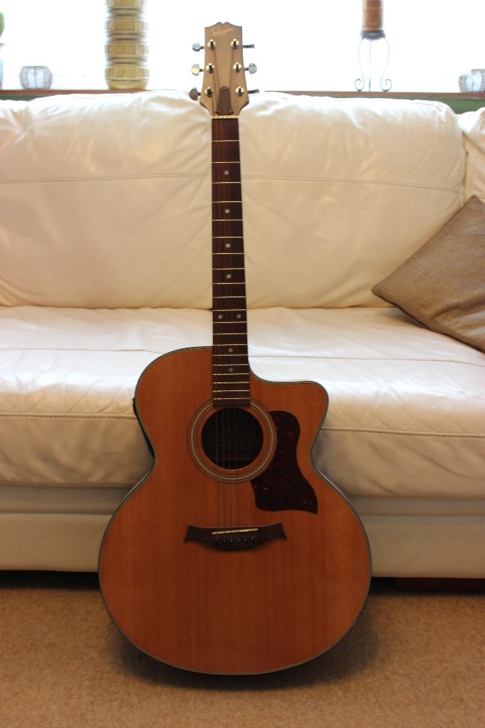 Jim Deacon semi acoustic guitar jdx 35 as new in Llanrumney, Cardiff Gumtree