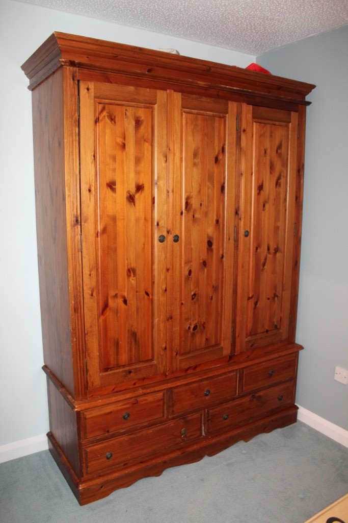 Ducal Pine Triple Wardrobe, Double hanging rail, shelves and 5 drawers