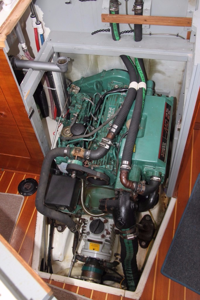 Volvo Penta MD22 LB Inboard Boat Engine in Lymington, Hampshire