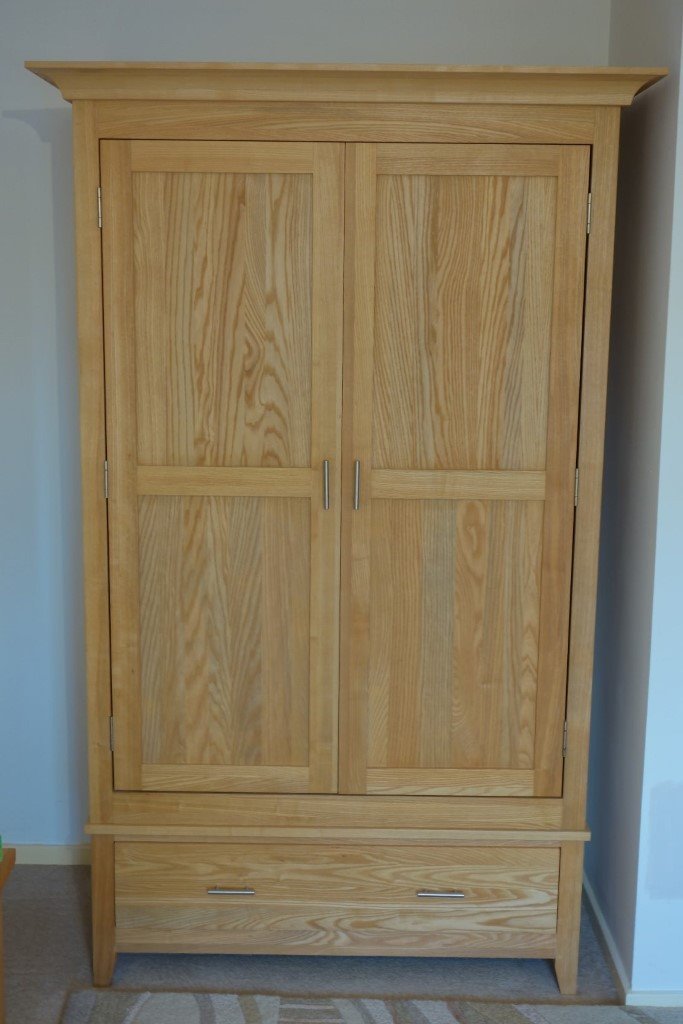 Solid oak wardrobe for sale in Kidlington, Oxfordshire Gumtree