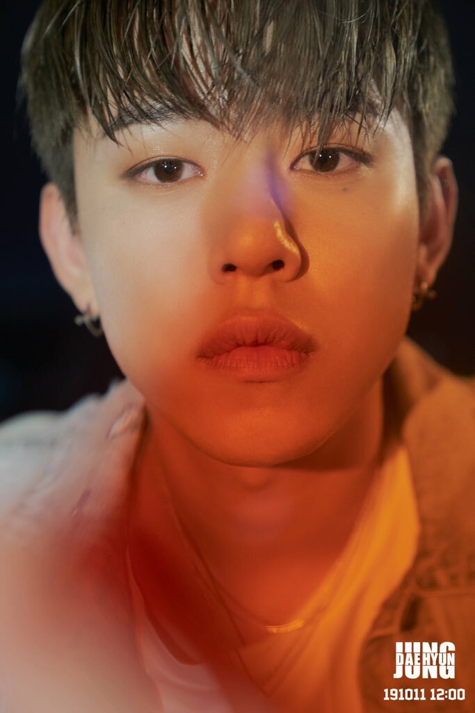 B.A.P JUNG DAEHYUN [AIGHT] 1st Single Album CD+POSTER+Photo