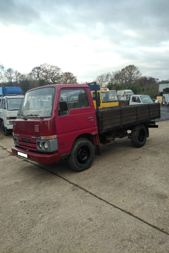 Left hand drive Nissan Cabstar TD25 2.5 diesel pick up truck. in