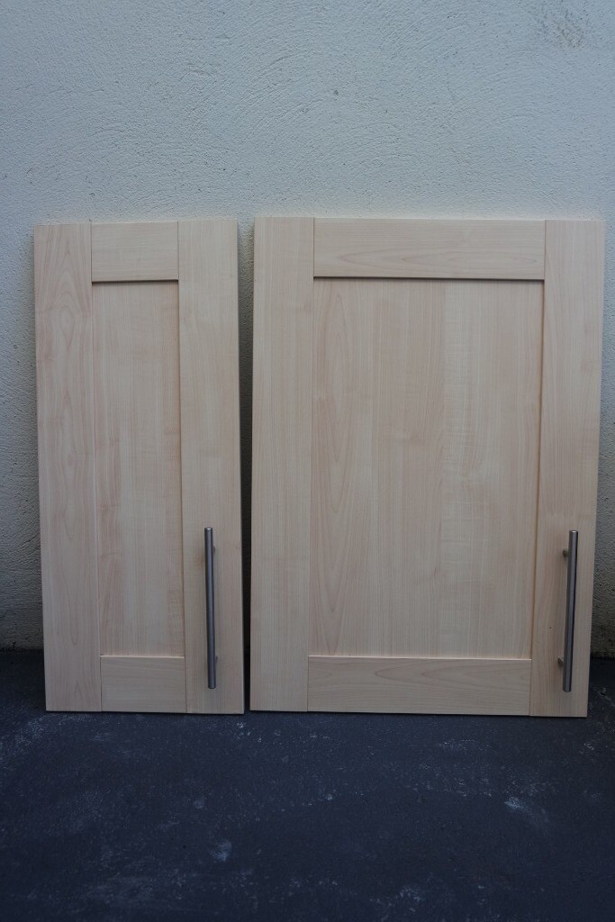 Birch veneer shaker kitchen doors with handles in Bloomfield, Belfast Gumtree