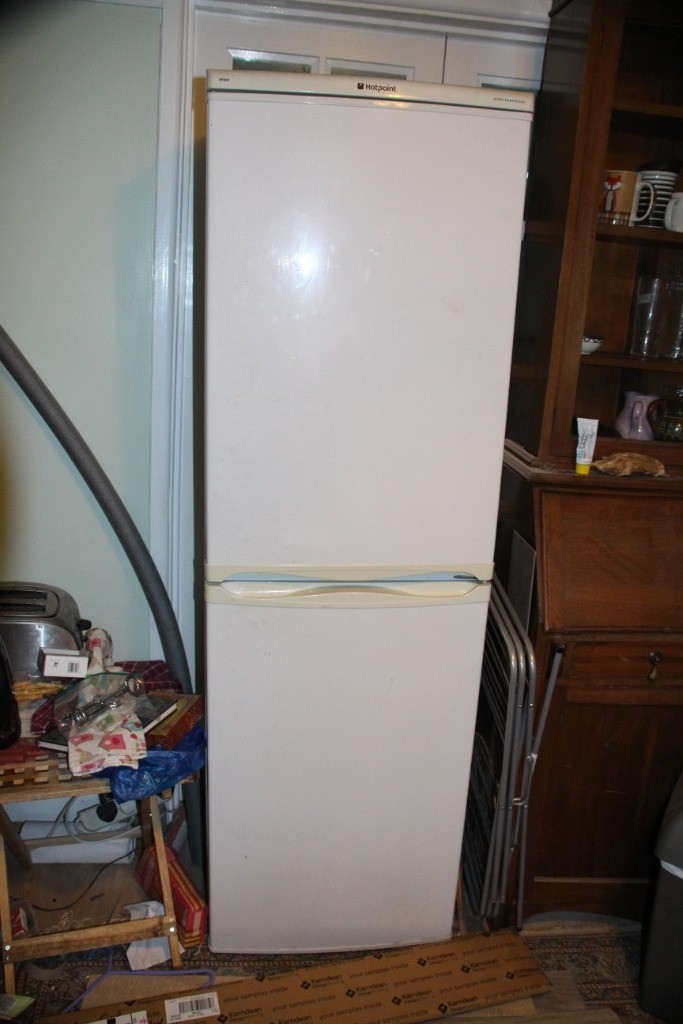 Hotpoint Fridge Freezer Fully Working Replacing With An Integrated