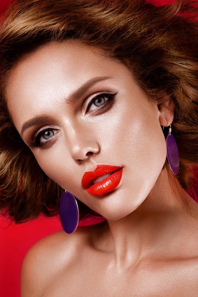 Pro Female Photographer Beauty, Fashion, Headshots, Model Portfolio