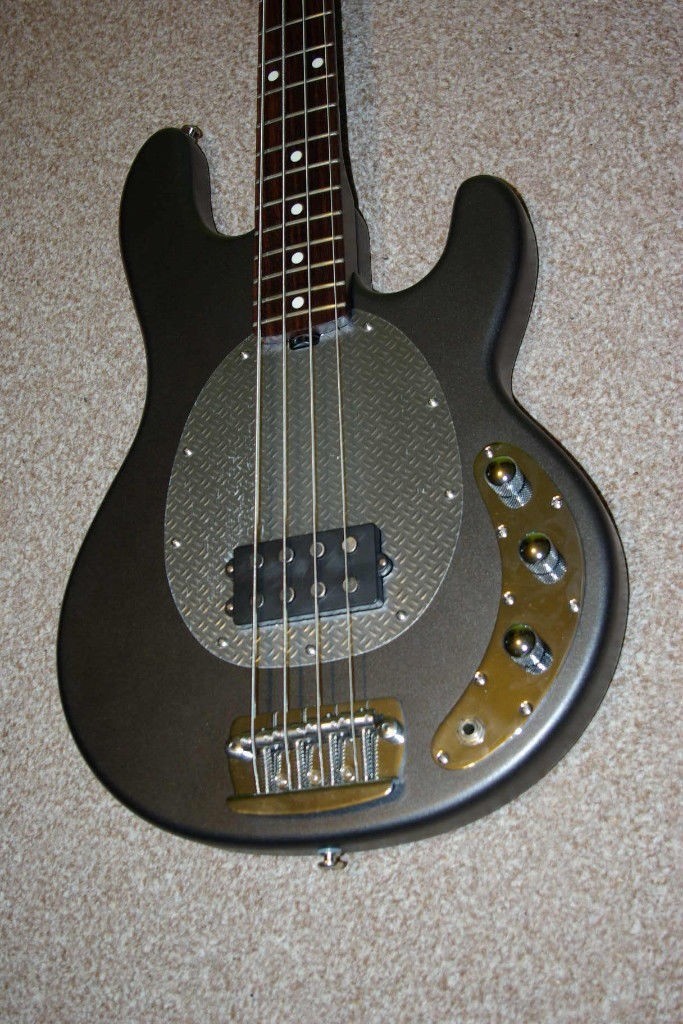 Ernie Ball Musicman Made in USA SUB 4String Bass. Stingray in West
