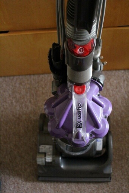 Dyson Dc33 Multi Floor Bagless Upright Vacuum Cleaner