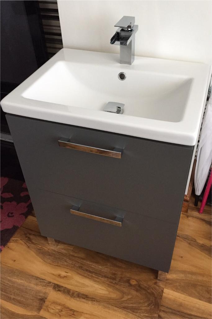 B And Q Bathroom Vanity Units / B&Q Adelite Tongue & Groove Lacquered