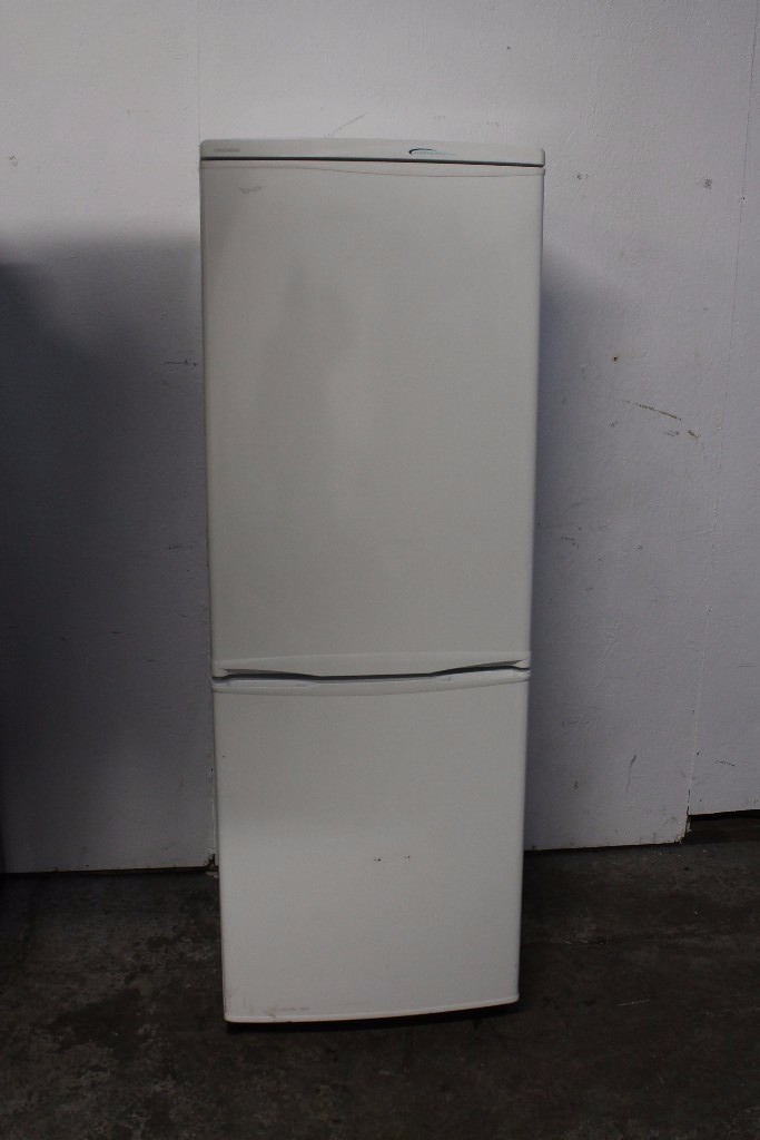 Daewoo Fridge Freezer 172cm tall Good Condition 6Months Warranty