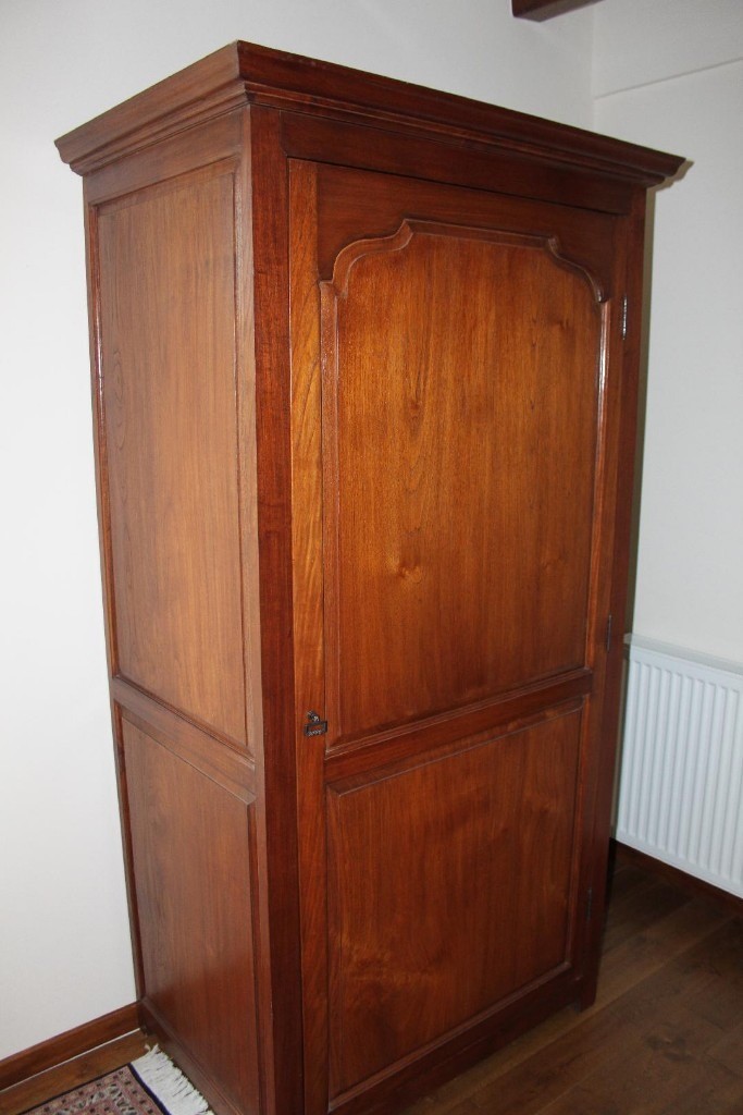 2 Mahogany Coloured Teak Wardrobes In Hull East Yorkshire