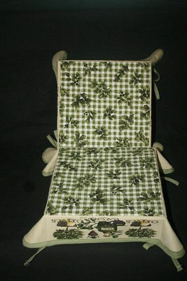 Set Of 2 Reversible Decorative Quilted Cloth Corner Tied Bread Baskets