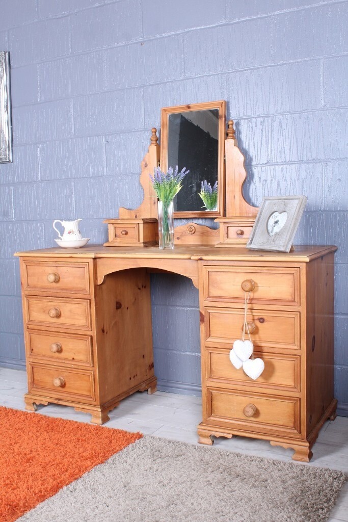 DELIVERY OPTIONS LOVELY OLD RUSTIC SOLID PINE DRESSING TABLE WITH
