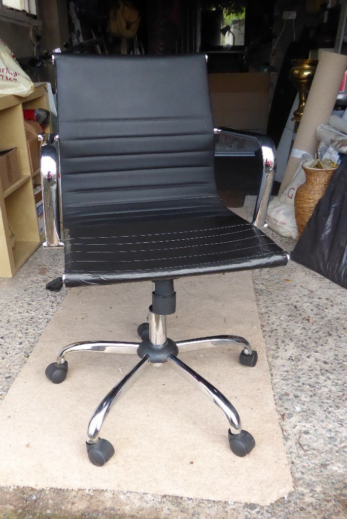 Wounded Black Chrome Executive Chair Needs You In Gourock Inverclyde Gumtree