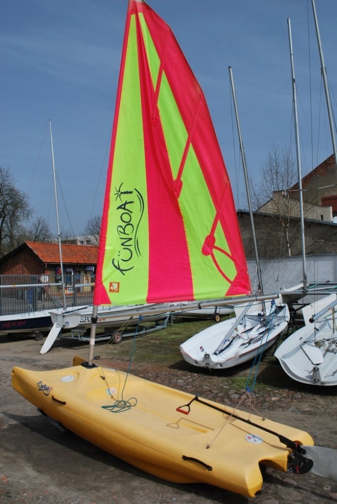 Laser fun boat sailing dinghy rotomolded catamaran in Christchurch
