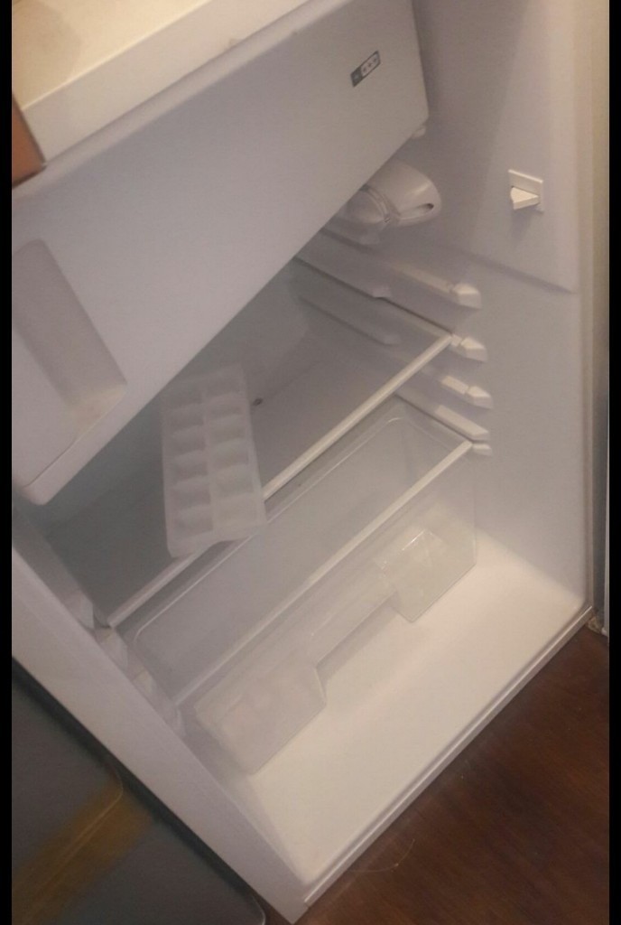 Currys essential undercounter fridge/freezer in London Gumtree