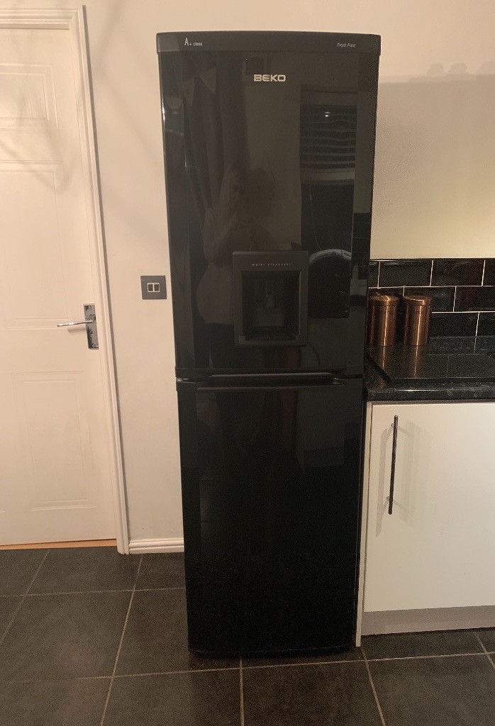 BEKO Black Gloss Fridge Freezer with Water Dispenser in Newcastle