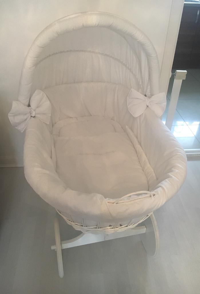 Large white wicker baby crib Leipold in Airdrie, North
