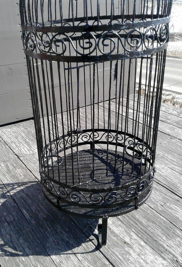 Large Vintage Ornate Iron Rustic Bird Cage With Dome Top Garden Art