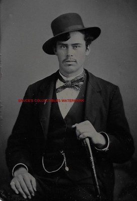 TINTYPE PHOTO #T71    STUNNING IMAGE OF A VERY DAPPER YOUNG MAN - BRIMMED HAT
