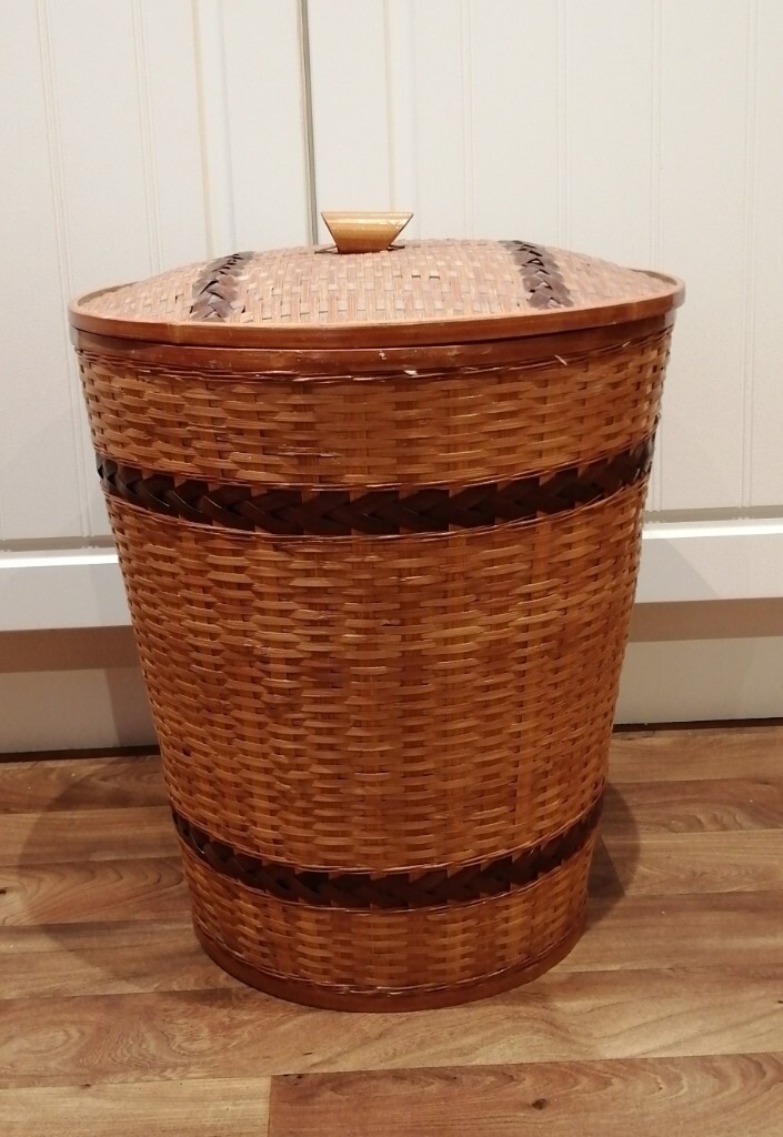 JUST REDUCED FOR QUICK SALE wicker laundry basket selling very very