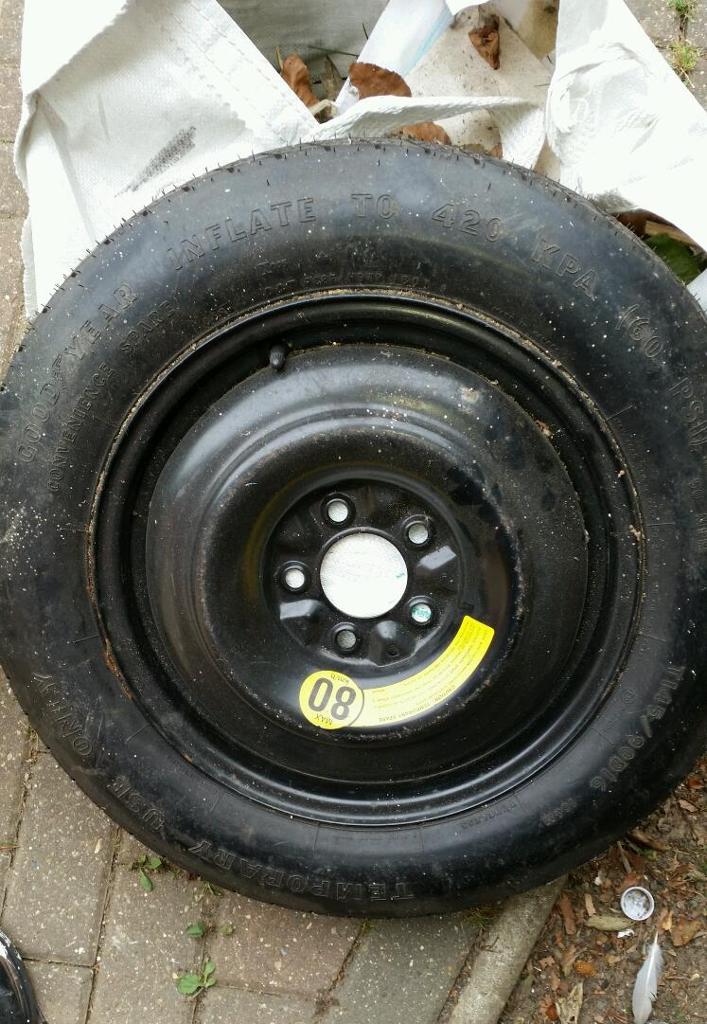 Chrysler grand voyager spare tyre in Hillingdon, London Gumtree