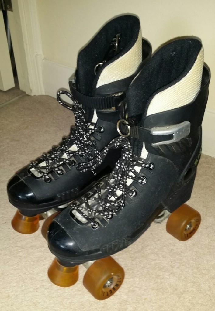 RAPTOR QUAD ROLLER SKATES SIZE 7 (39) UNISEX in Hove, East Sussex