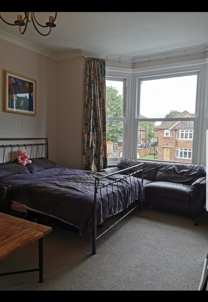 Room for rent available anytime in Hounslow, London Gumtree