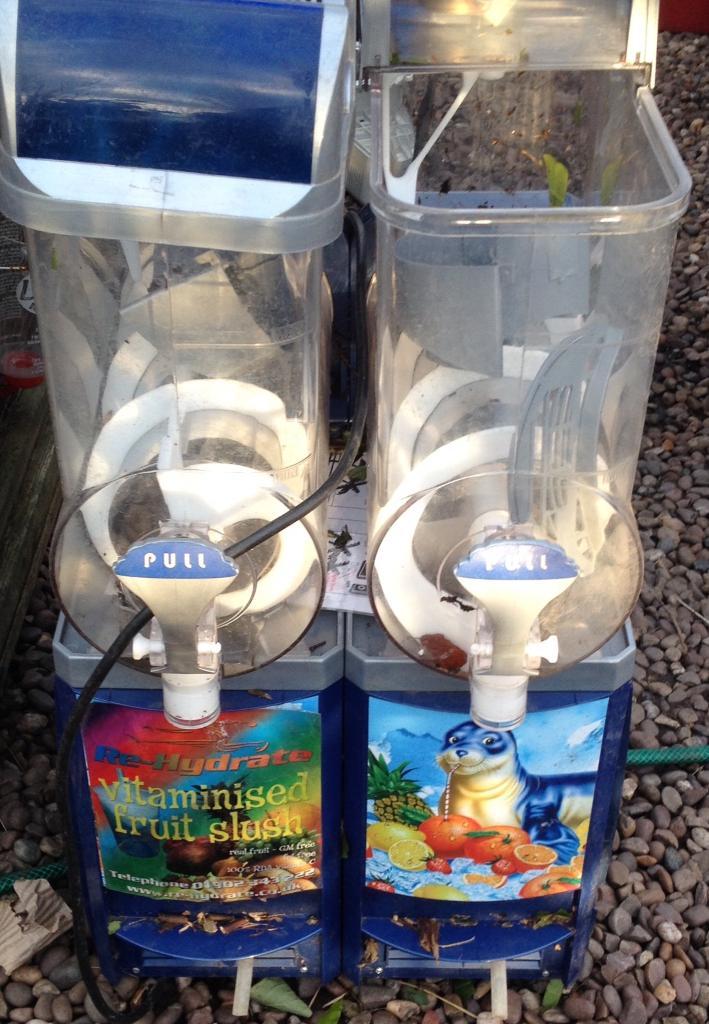 Slush machine spares or repair x2 in Drighlington, West Yorkshire