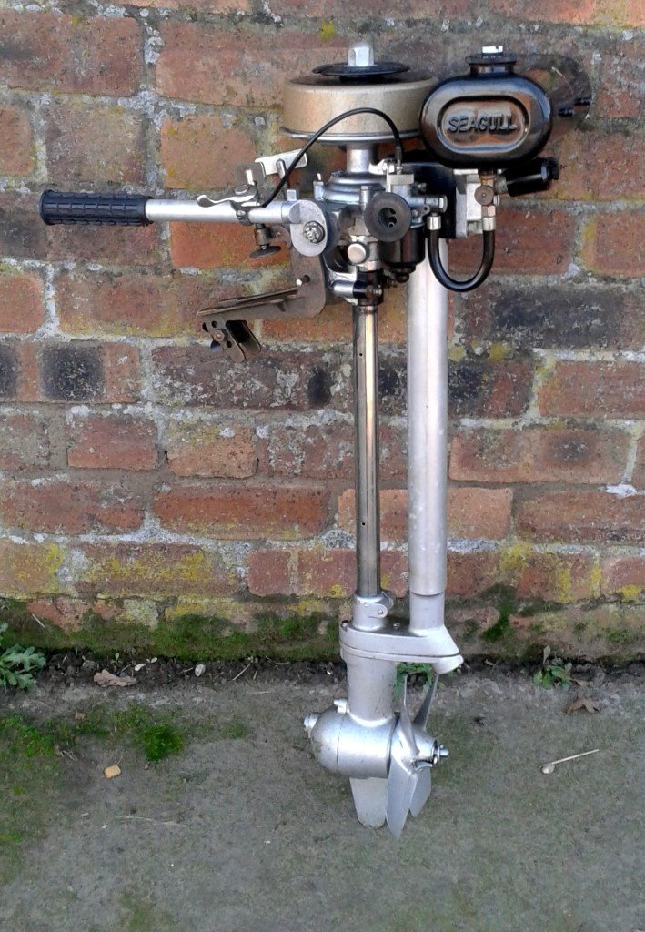 British Seagull 40 plus Outboard Engine 64cc 23 hp fully working