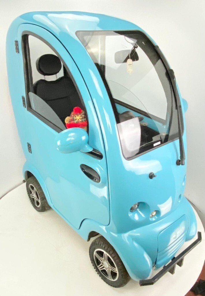 Mobility Scooter Fully Enclosed 8mph full suspension Cabin Car in East End, Glasgow Gumtree