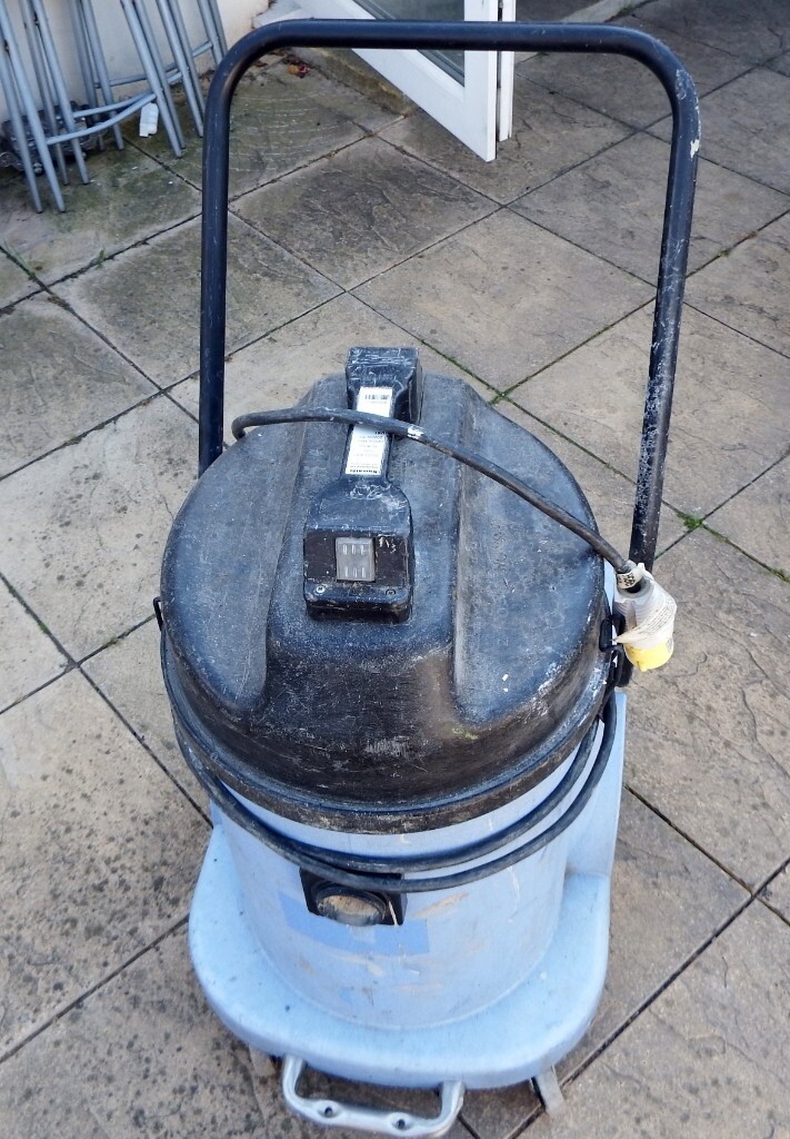 Numatic WVD900 wet/dry twin motors vacuum cleaner and drum on wheels