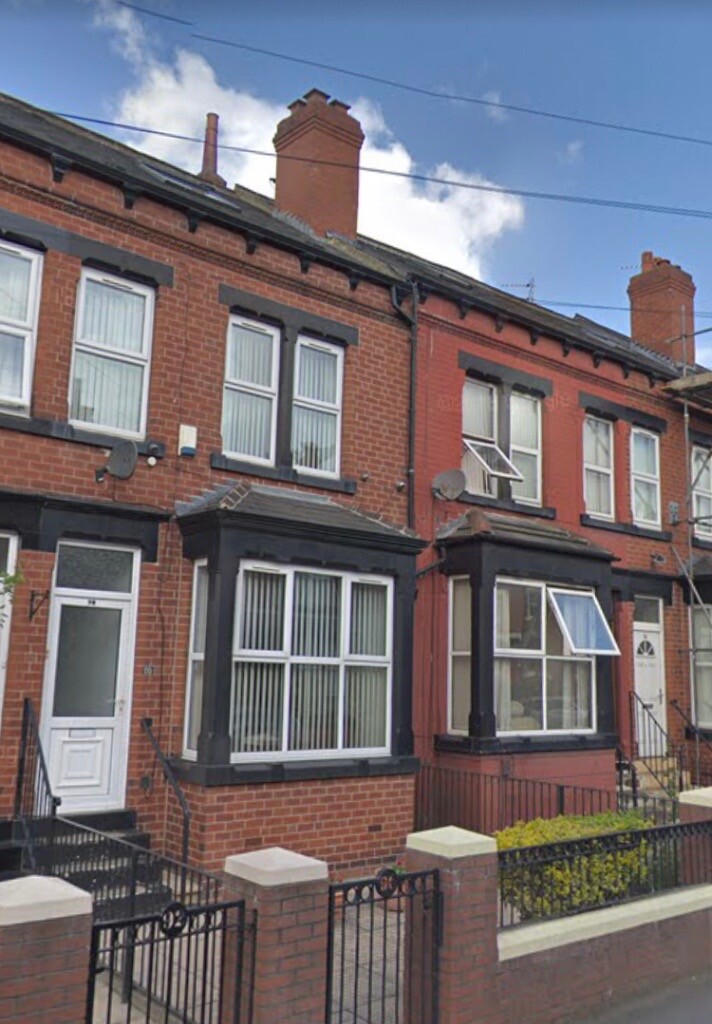 Lovely 1 Bed Apartment / Flat to Let Rent Leeds in Beeston, West