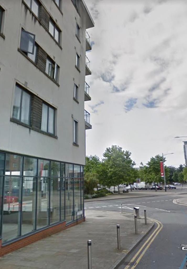 One bedroom flat, city centre, salubrious place, Swansea in Swansea Gumtree