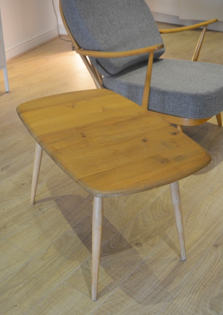 Ercol Elm And Beech Windsor 213 Occasional Coffee Table In