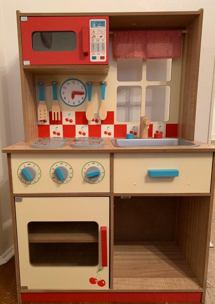 Wooden Toy Kitchen With Accessories For Sale 20 Rrp 40 In