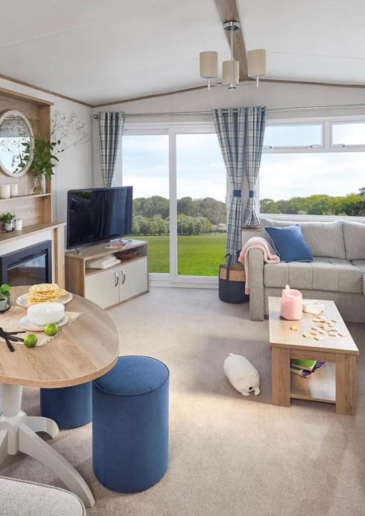 Luxury Holiday Home Nr Skegness With Decking For Sale At Appletree