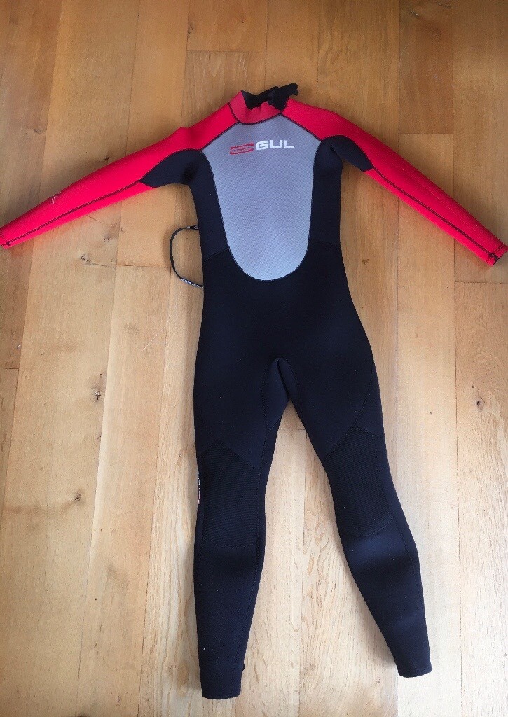 Boy's wetsuit (age 1214), GUL Response, excellent condition in