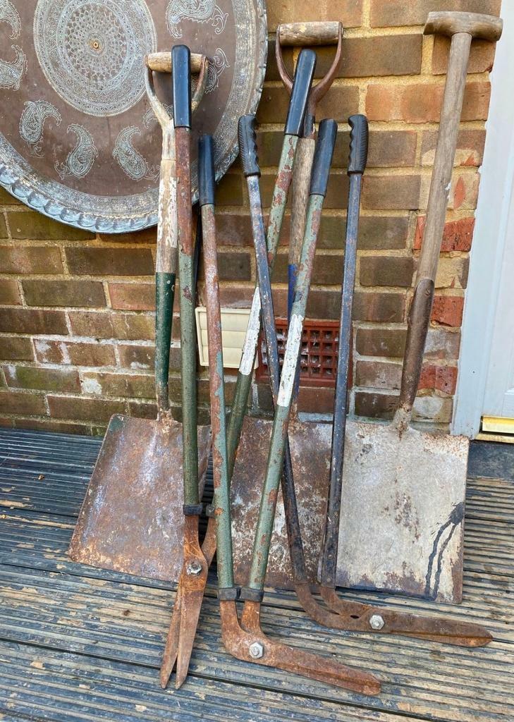 Garden tools shovels grass trimmers in Burgess Hill, West Sussex